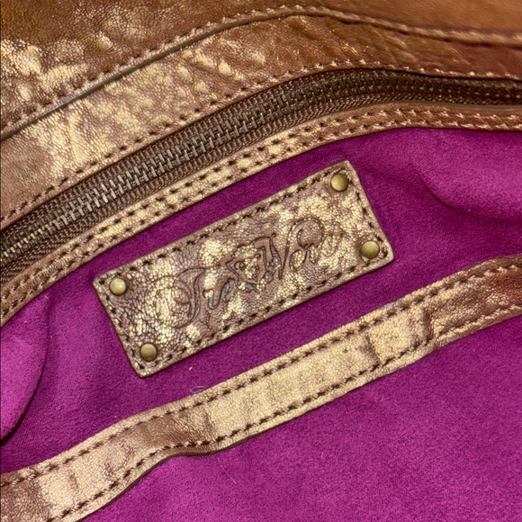 Like New Tre Vero XL Purse Bronze Gold Distressed Shimmer Studded Leather Bag - Picture 13 of 13